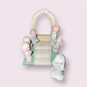 Precious Moments Pewter Mini Bridal Party Set of Six with Stair Steps & Arch!